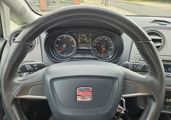 Seat Ibiza cena 20900 przebieg: 150000, rok produkcji 2013 z Jarosław małe 106